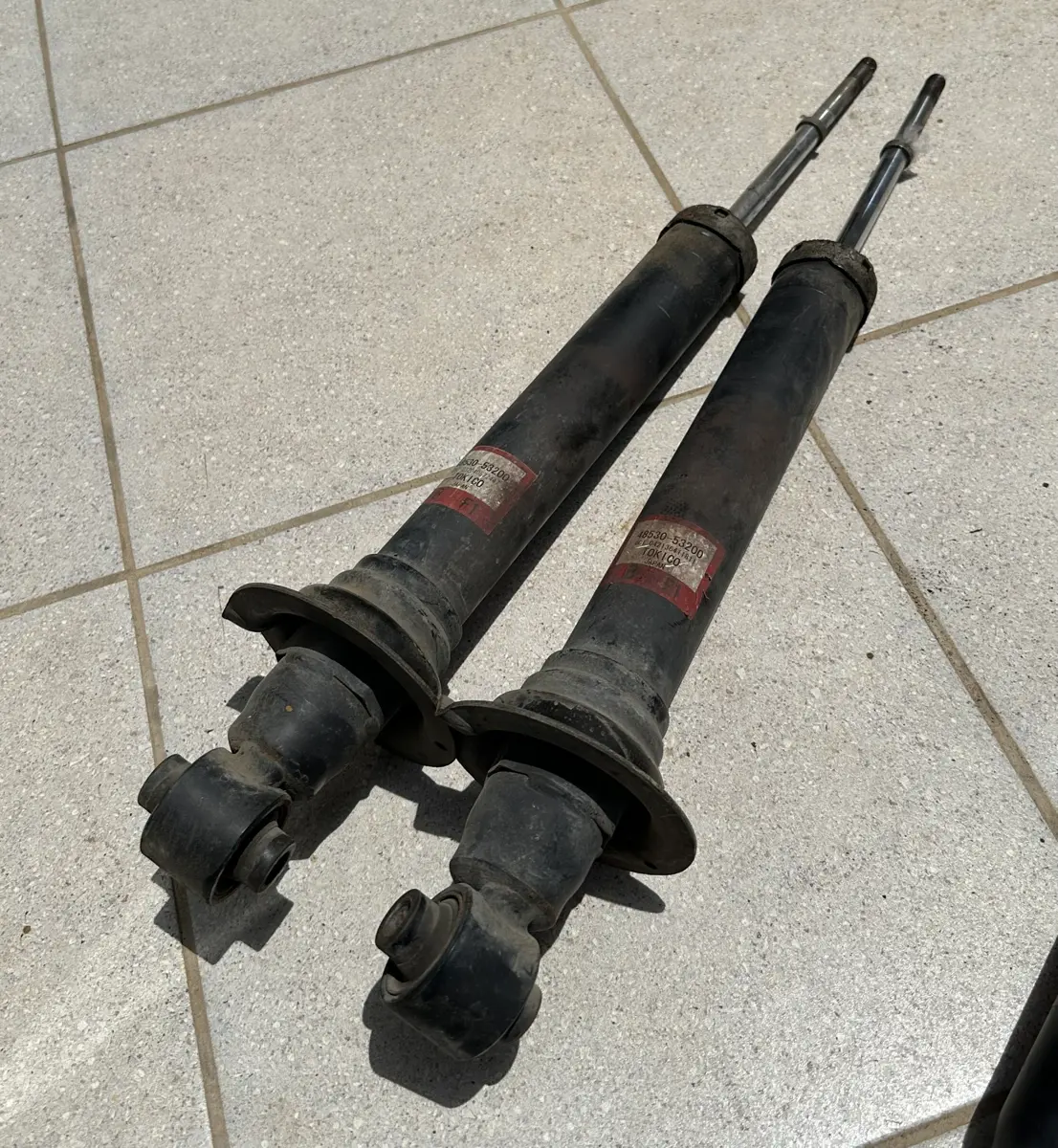 مساعدات لكزس isf اصلية